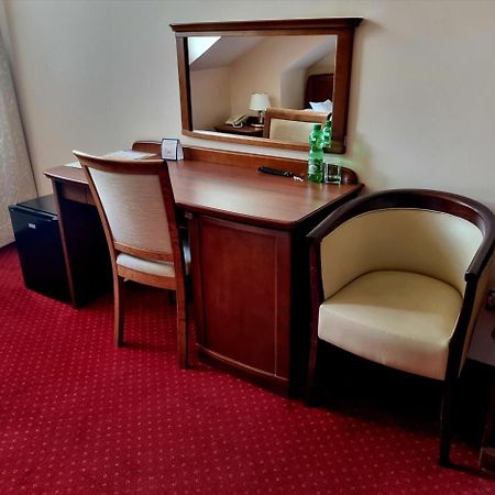Hotel Rytwiany Eksteriør billede